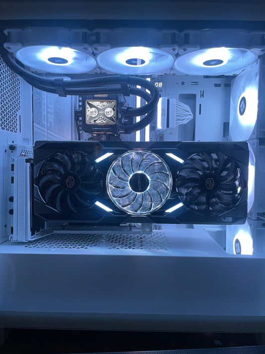 9800x3d 9070xt PC